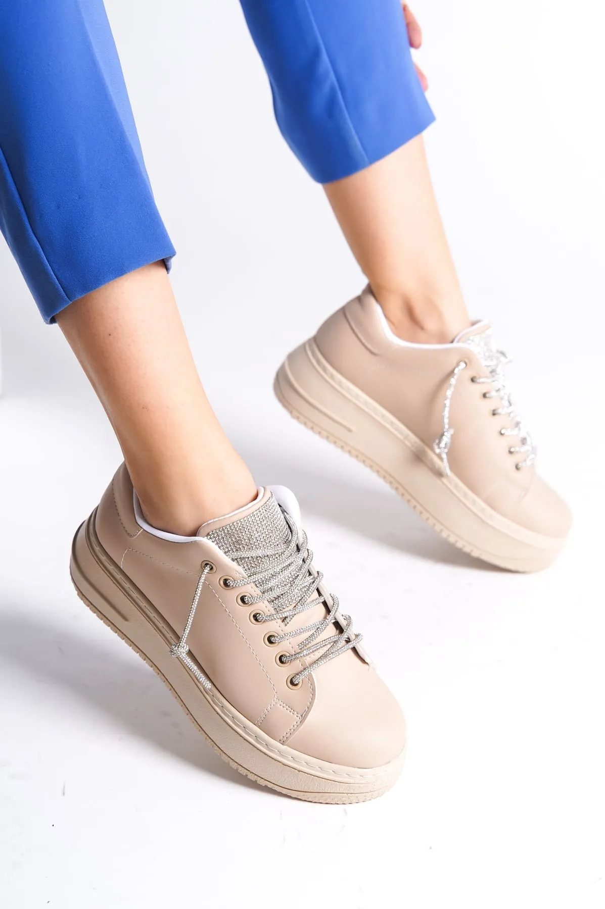 DELLA Bağcıklı Ortopedik Taban Taşlı Kadın Sneaker - Ten