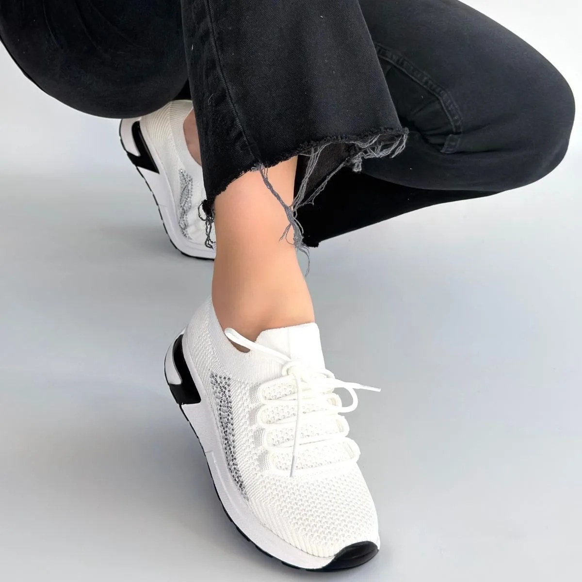 Erbilden Belan Beyaz Triko Bağcıklı Kadın Spor Ayakkabı (3 CM Topuk)