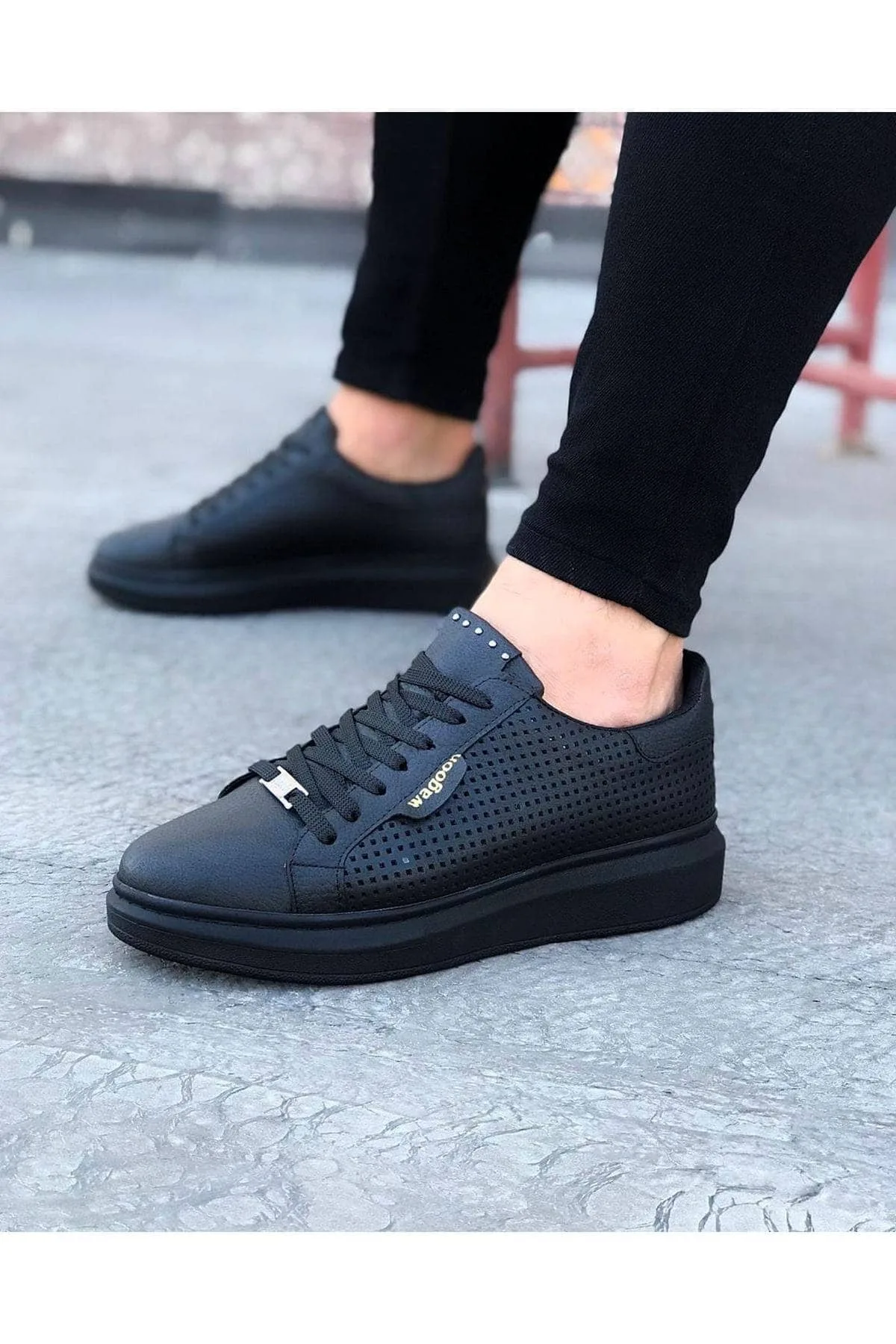 Joy Man JY01 Bront Bağcıklı Cilt Delikli Erkek Günlük Sneaker Ayakkabı Siyah