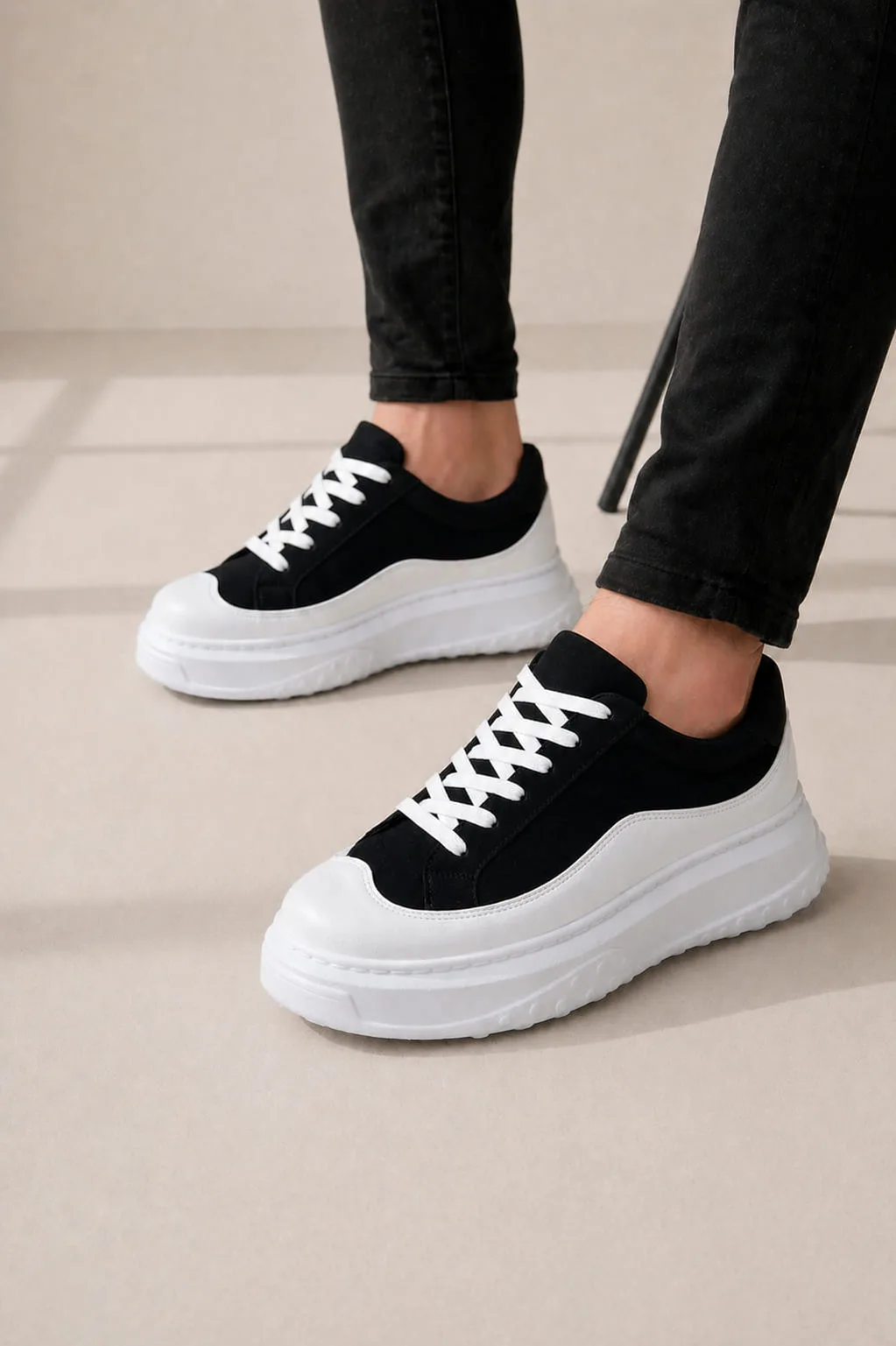 Joy Man JY507 Dara Bağcıklı Süet Cilt Erkek Günlük Sneaker Ayakkabı Siyah Beyaz