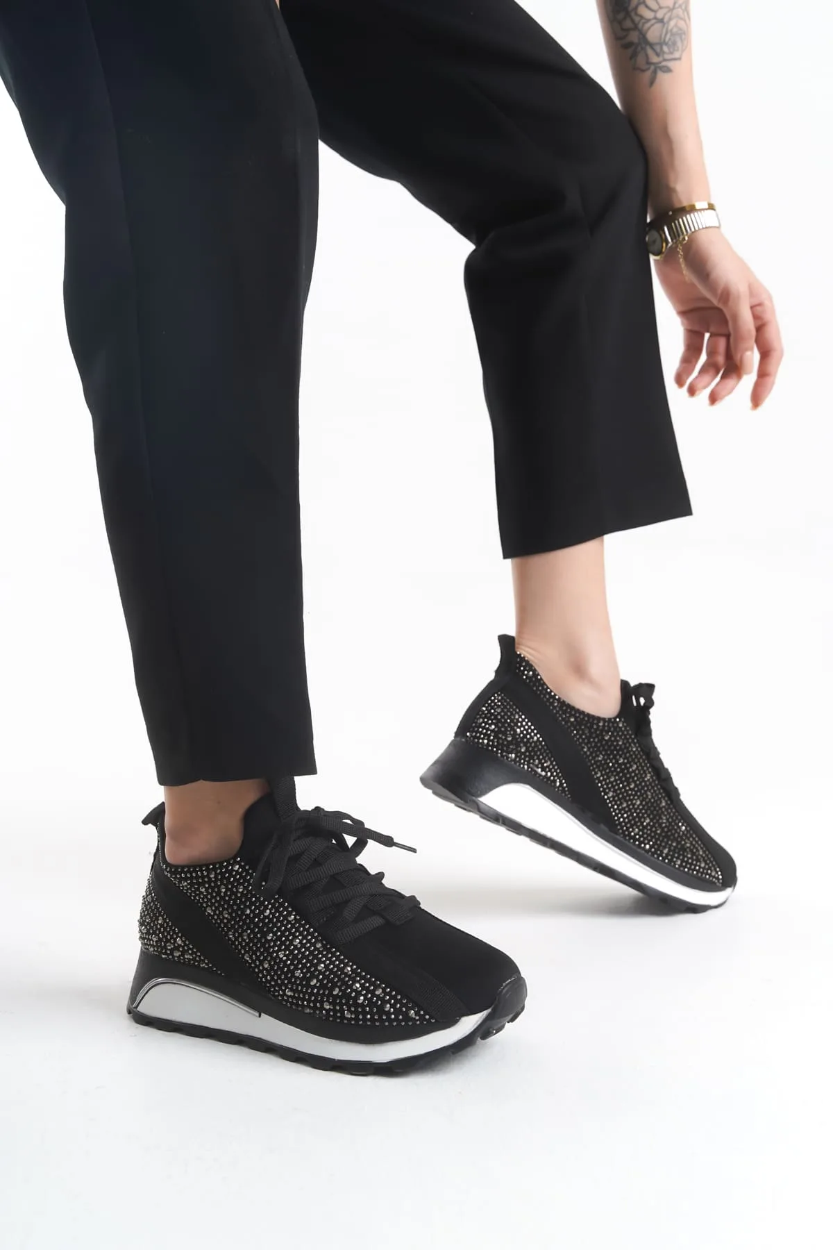 Joy Woman ALYA Bağcıklı Ortopedik Taban Taşlı Kadın Sneaker Siyah