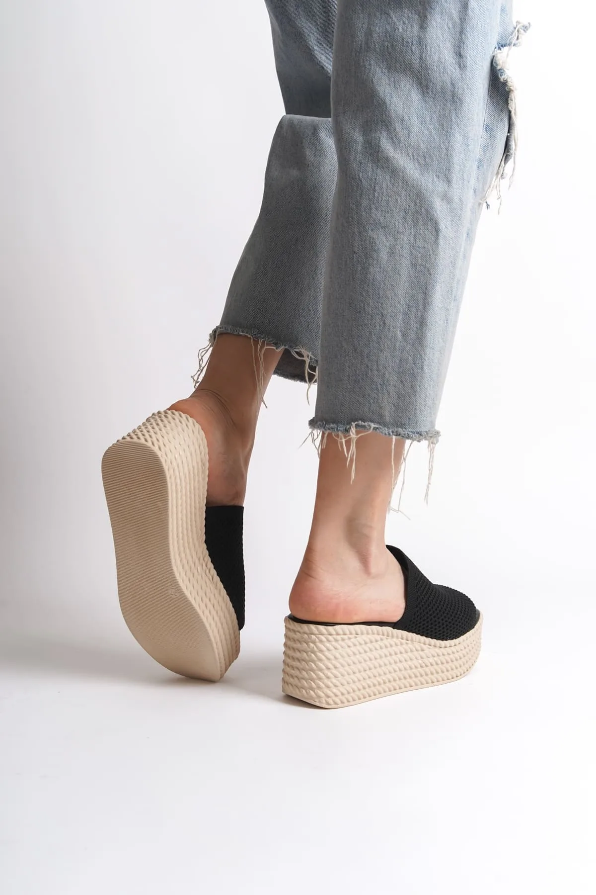 MARLA Siyah Dolgu Topuklu Ortopedik Triko Kadın Terlik Joy Woman 7 CM