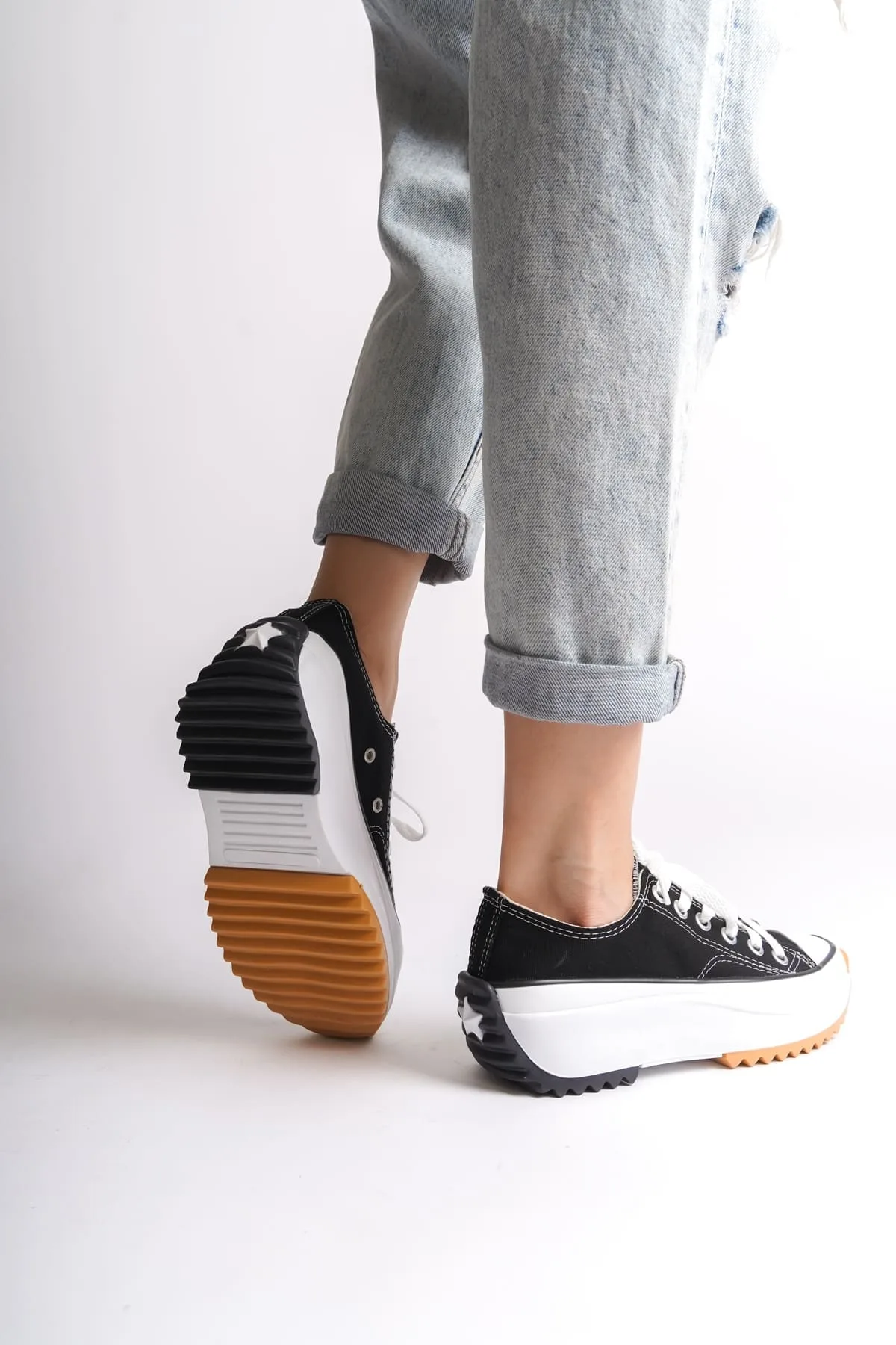 PARIS Siyah Bağcıklı Ortopedik Taban Kadın Sneaker