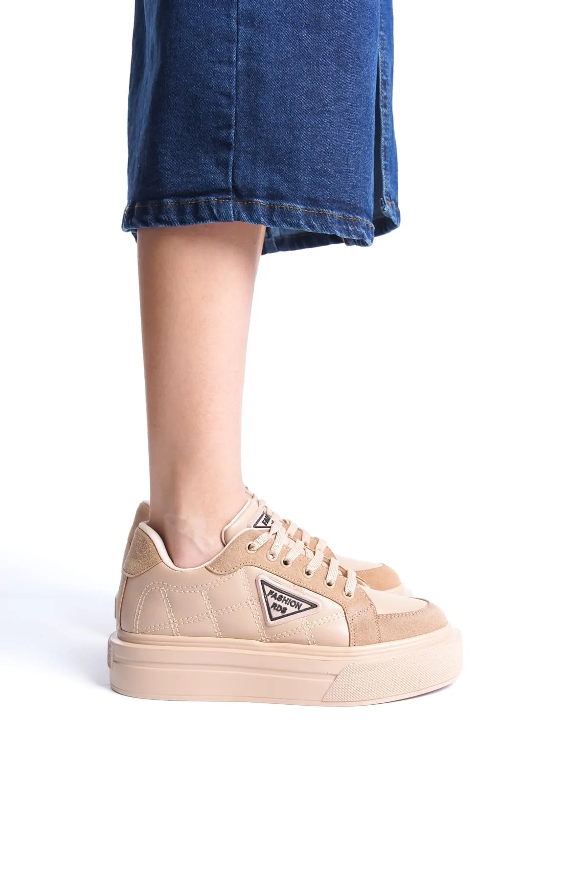 PRAG Bağcıklı Ortopedik Taban Ten Rengi Kadın Sneaker